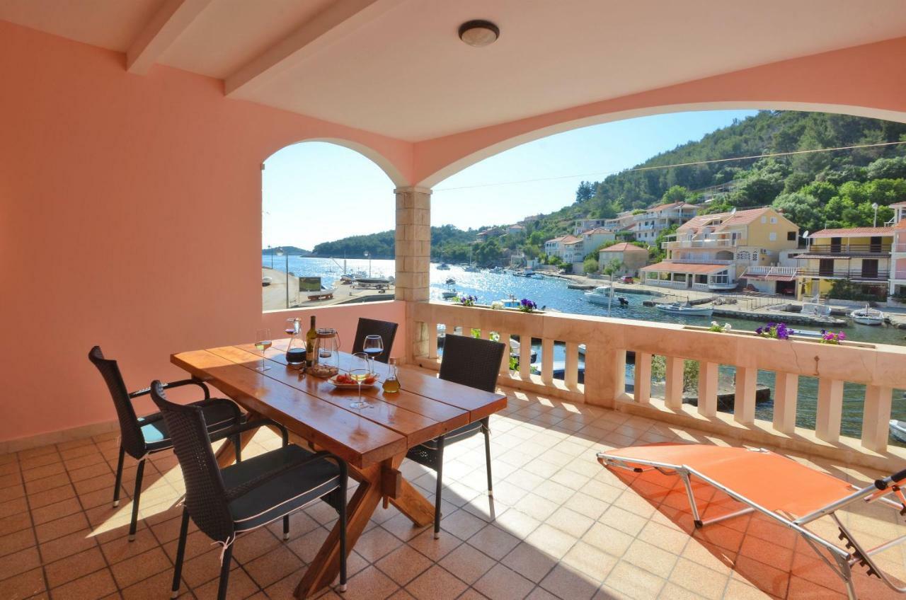 Apartment Jakov Grscica Prižba Esterno foto