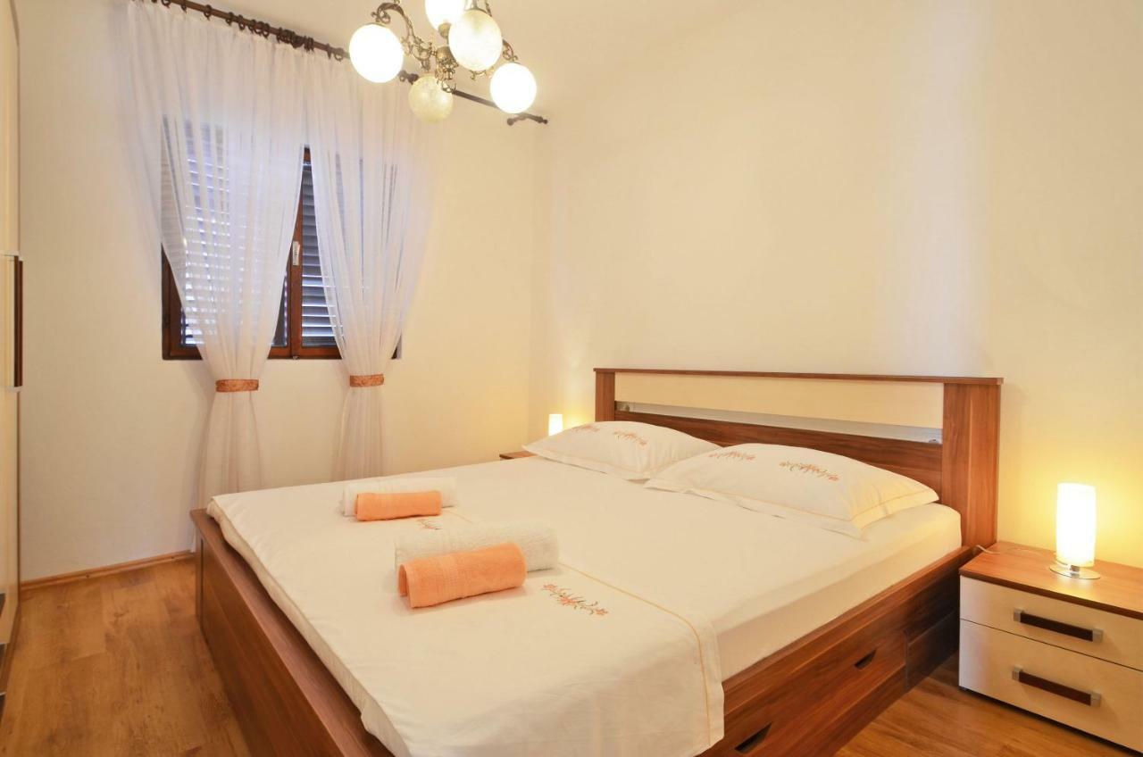 Apartment Jakov Grscica Prižba Esterno foto