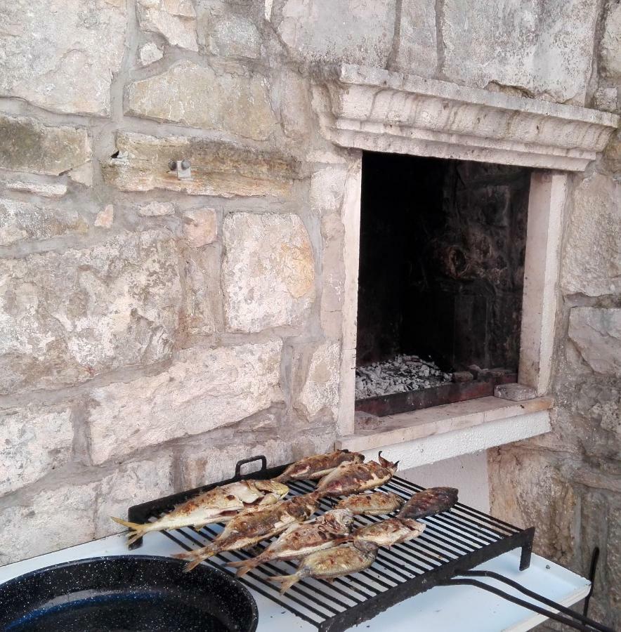 Apartment Jakov Grscica Prižba Esterno foto